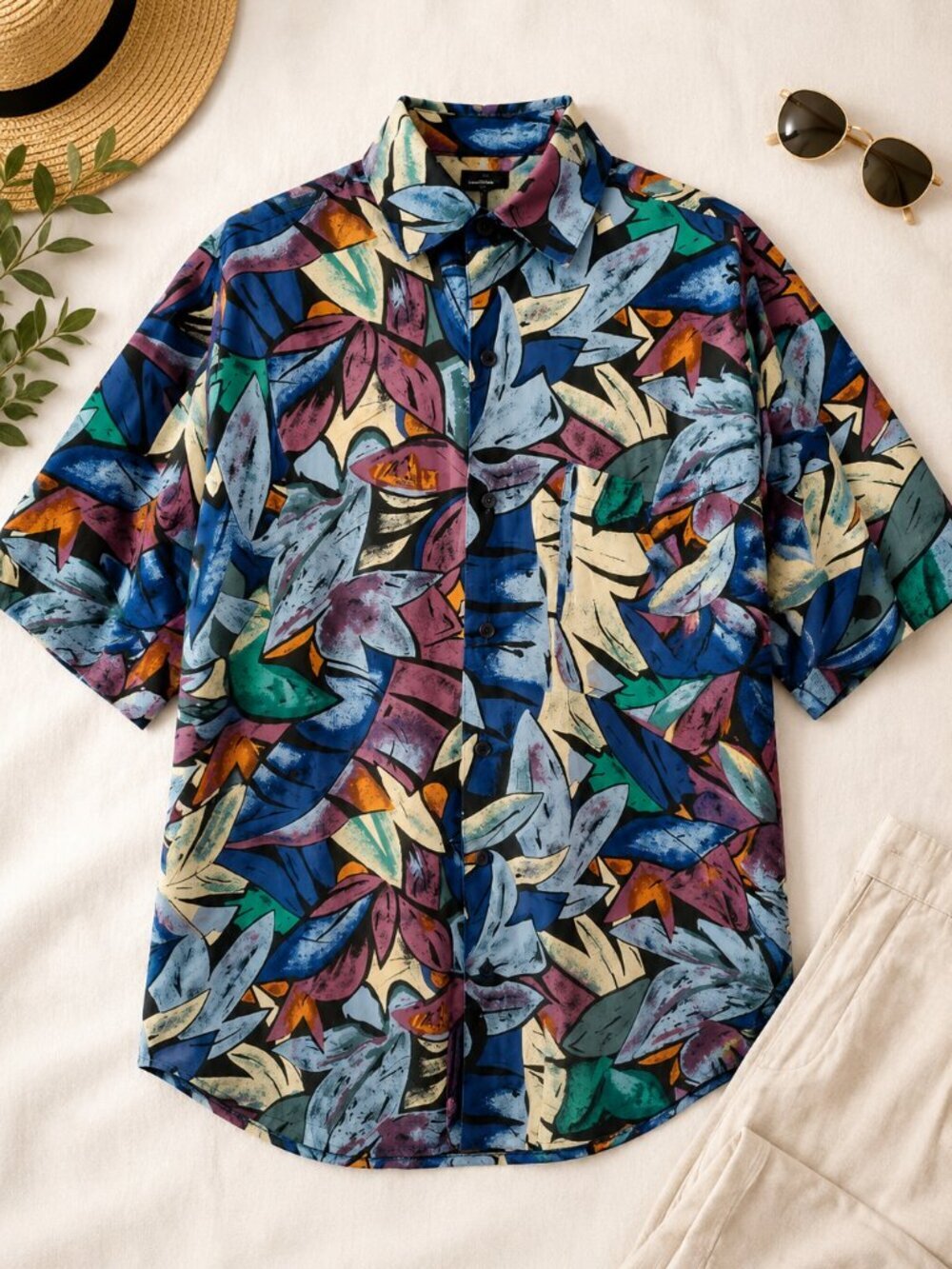 VTG Hilo Hattie Hawaiian Shirt M 100% Silk Bold Leaf Print Aloha Made in China